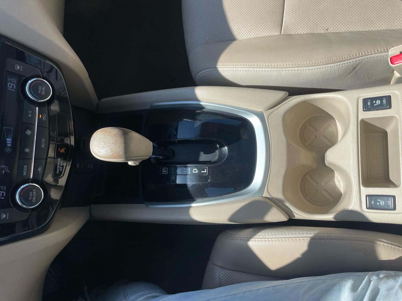 2014 Nissan Rogue SL - Photo #17