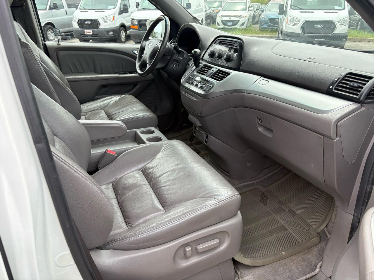 2010 Honda Odyssey EX-L - Photo #10