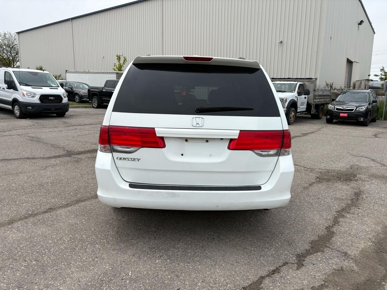 2010 Honda Odyssey EX-L - Photo #6
