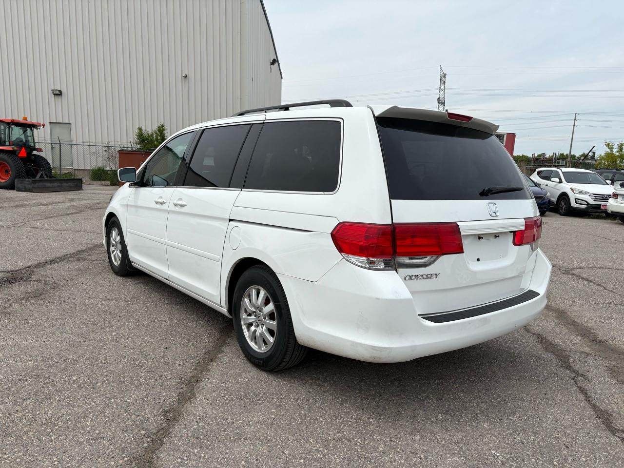 2010 Honda Odyssey EX-L - Photo #7