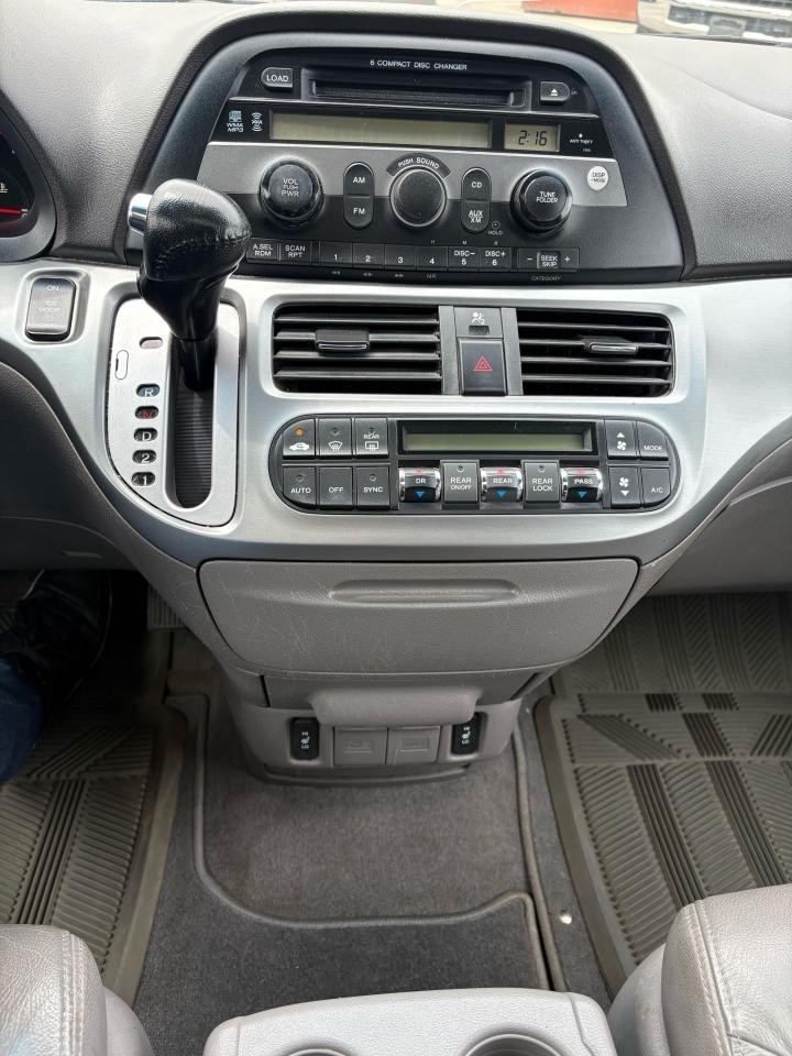 2010 Honda Odyssey EX-L - Photo #12