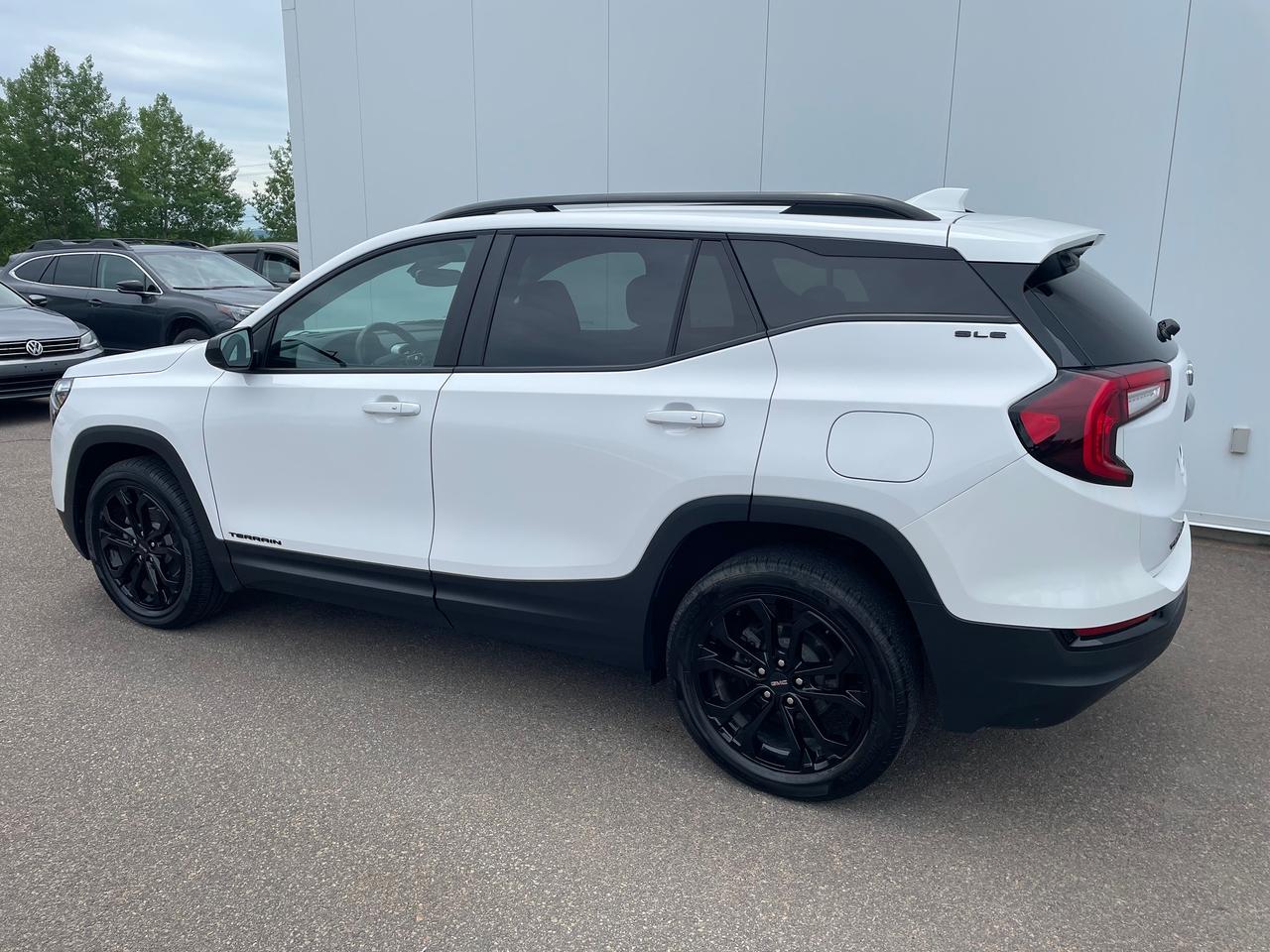 2022 GMC Terrain SLE Photo