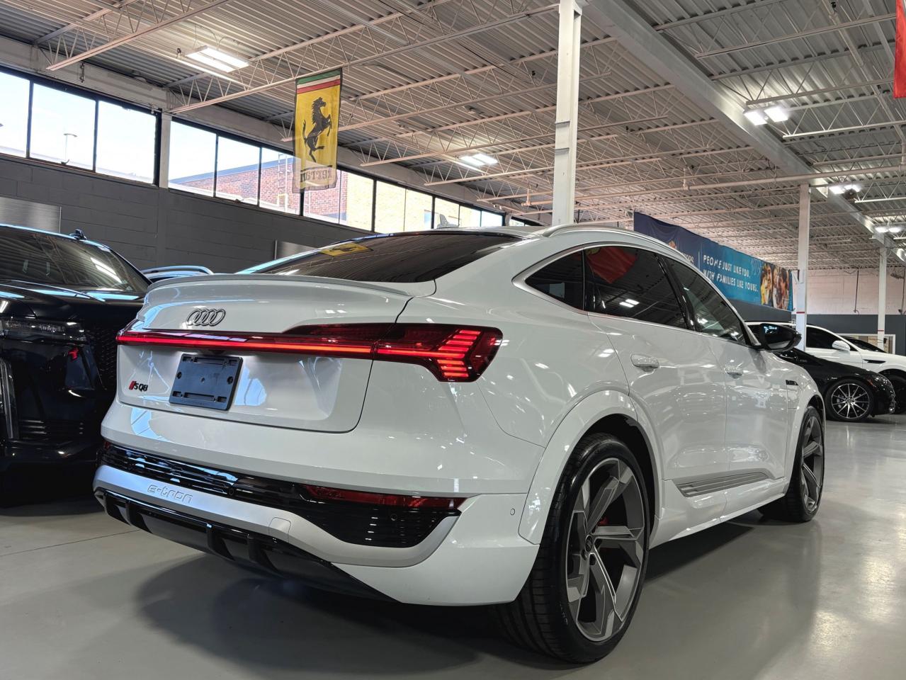 2024 Audi SQ8 e-tron Sportback QUATTRO|REDLEATHER|3DCAM|NAV|AMBIENT|PANOROOF|+++ - Photo #6