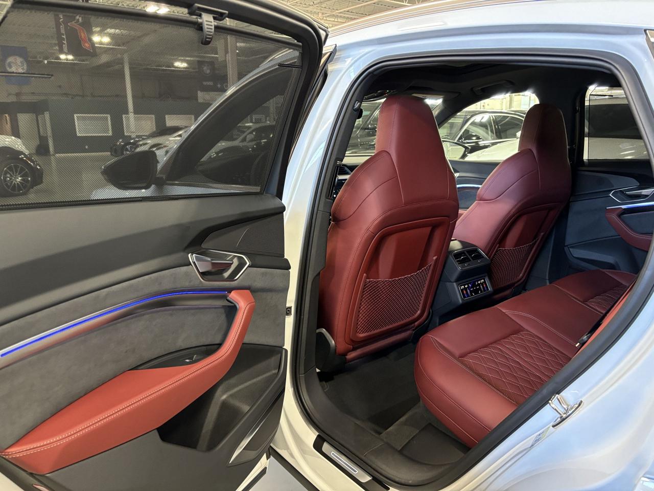 2024 Audi SQ8 e-tron Sportback QUATTRO|REDLEATHER|3DCAM|NAV|AMBIENT|PANOROOF|+++ - Photo #11