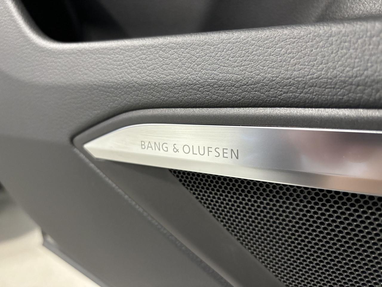 2024 Audi SQ8 e-tron Sportback QUATTRO|REDLEATHER|3DCAM|NAV|AMBIENT|PANOROOF|+++ - Photo #14