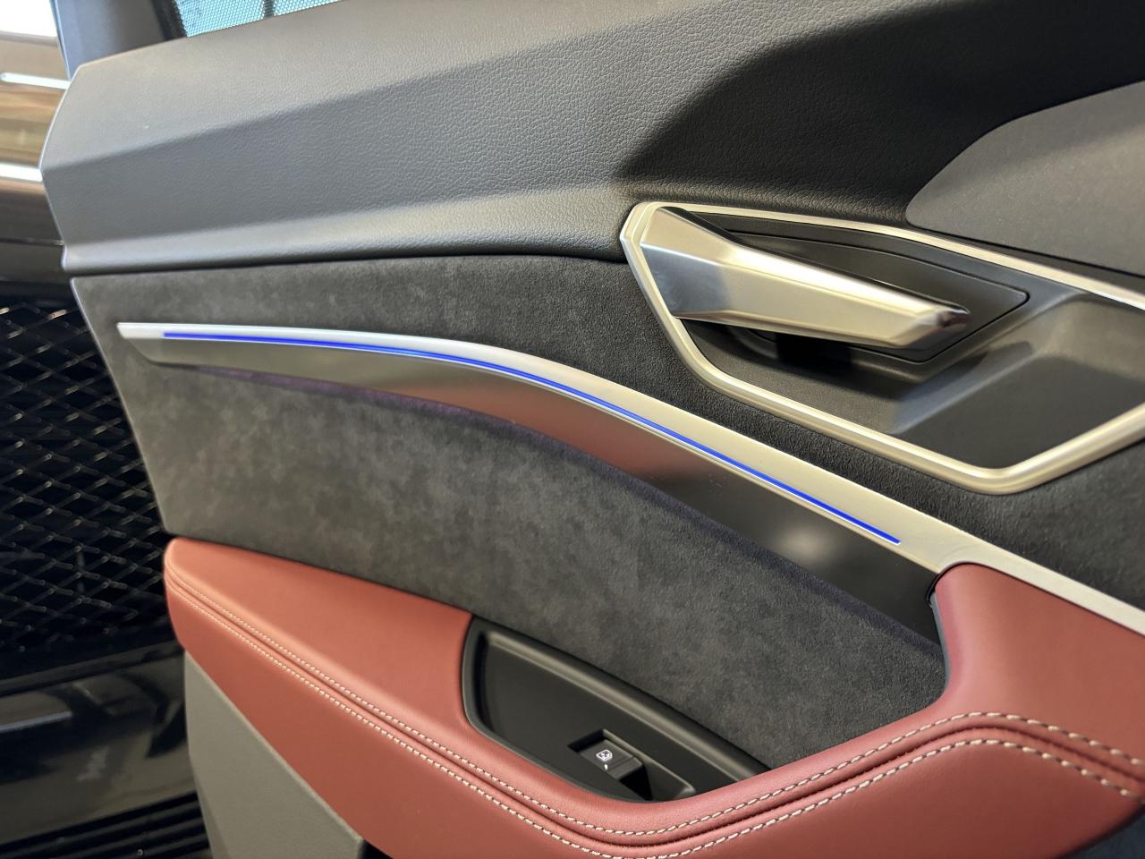 2024 Audi SQ8 e-tron Sportback QUATTRO|REDLEATHER|3DCAM|NAV|AMBIENT|PANOROOF|+++ - Photo #15
