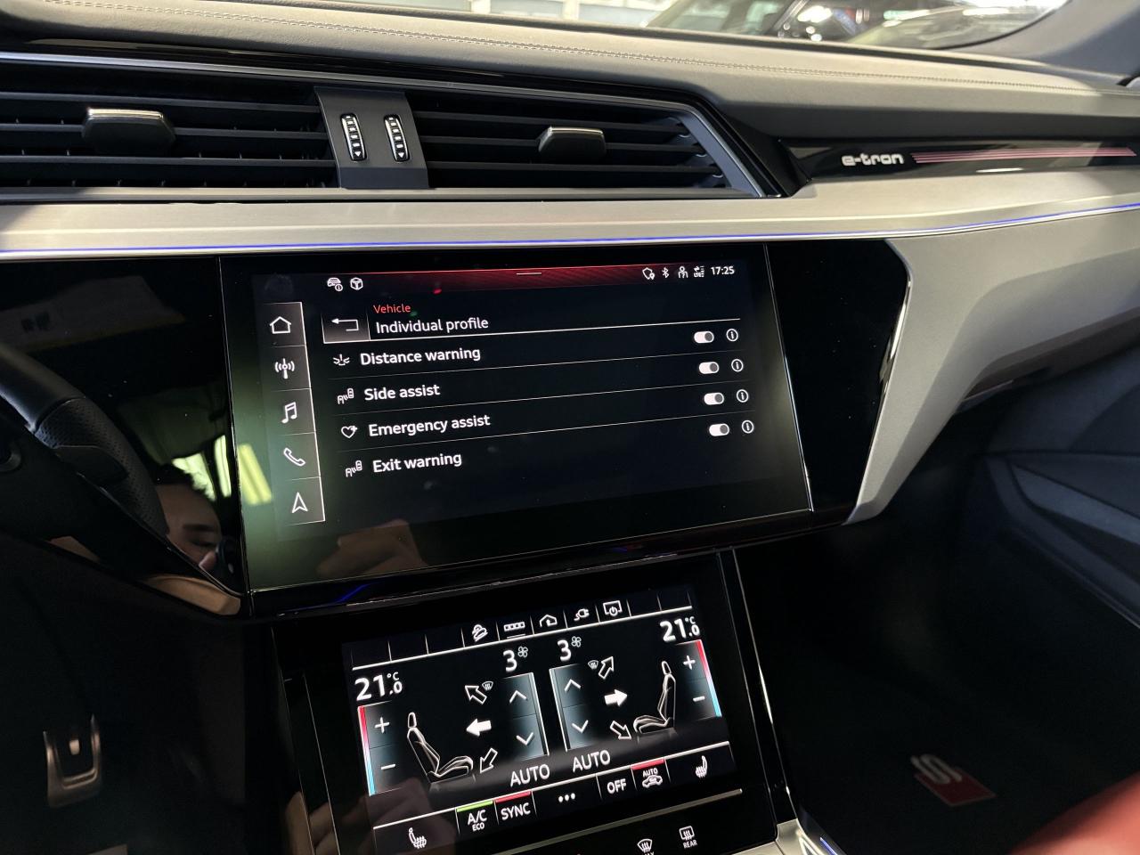 2024 Audi SQ8 e-tron Sportback QUATTRO|REDLEATHER|3DCAM|NAV|AMBIENT|PANOROOF|+++ - Photo #36