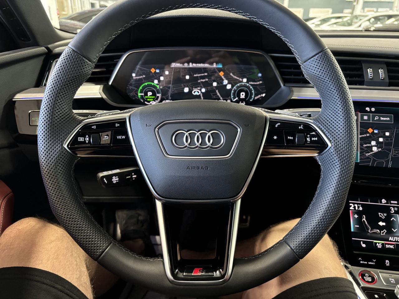 2024 Audi SQ8 e-tron Sportback QUATTRO|REDLEATHER|3DCAM|NAV|AMBIENT|PANOROOF|+++ - Photo #45