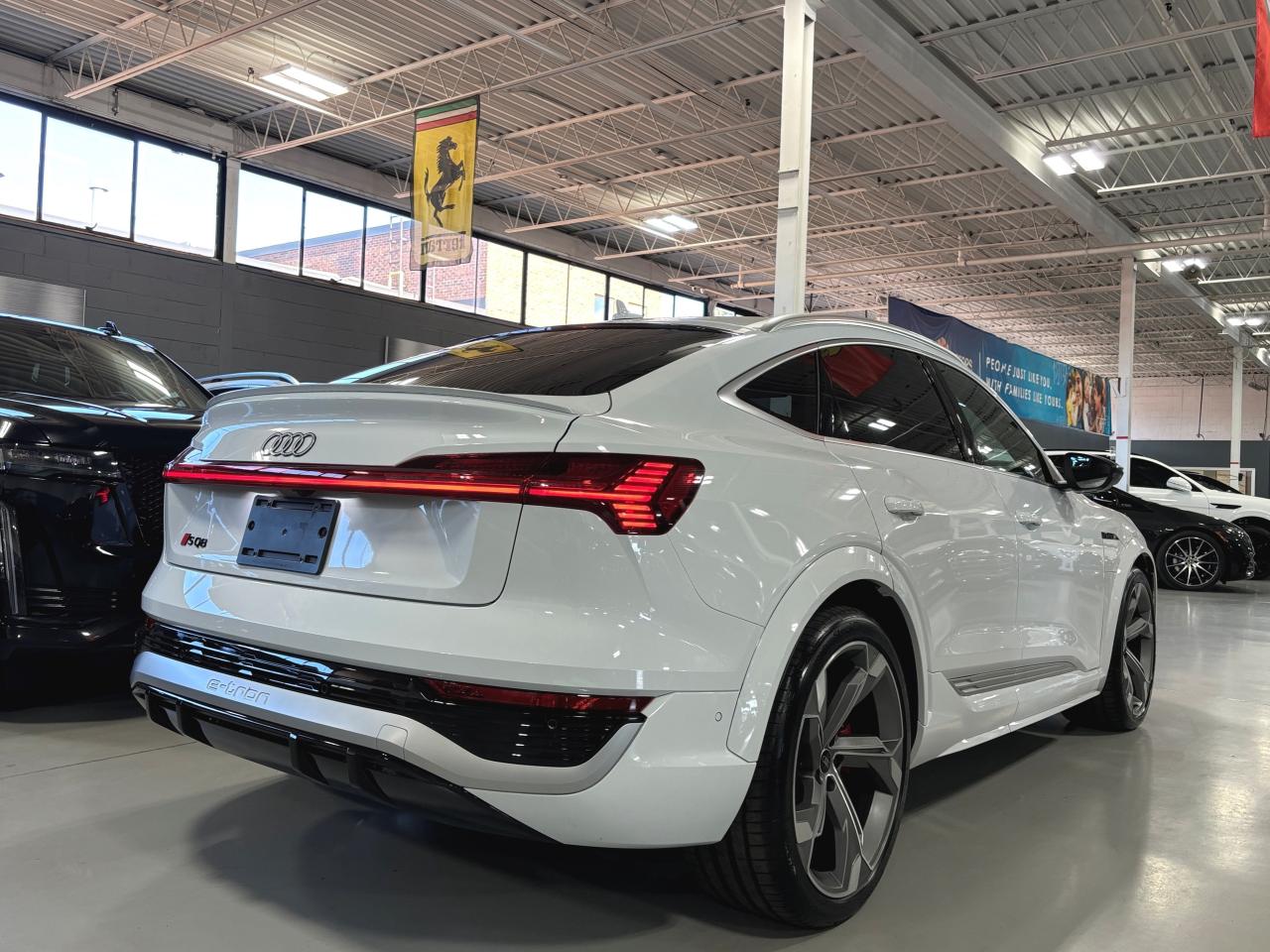 2024 Audi SQ8 e-tron Sportback QUATTRO|REDLEATHER|3DCAM|NAV|AMBIENT|PANOROOF|+++ - Photo #6