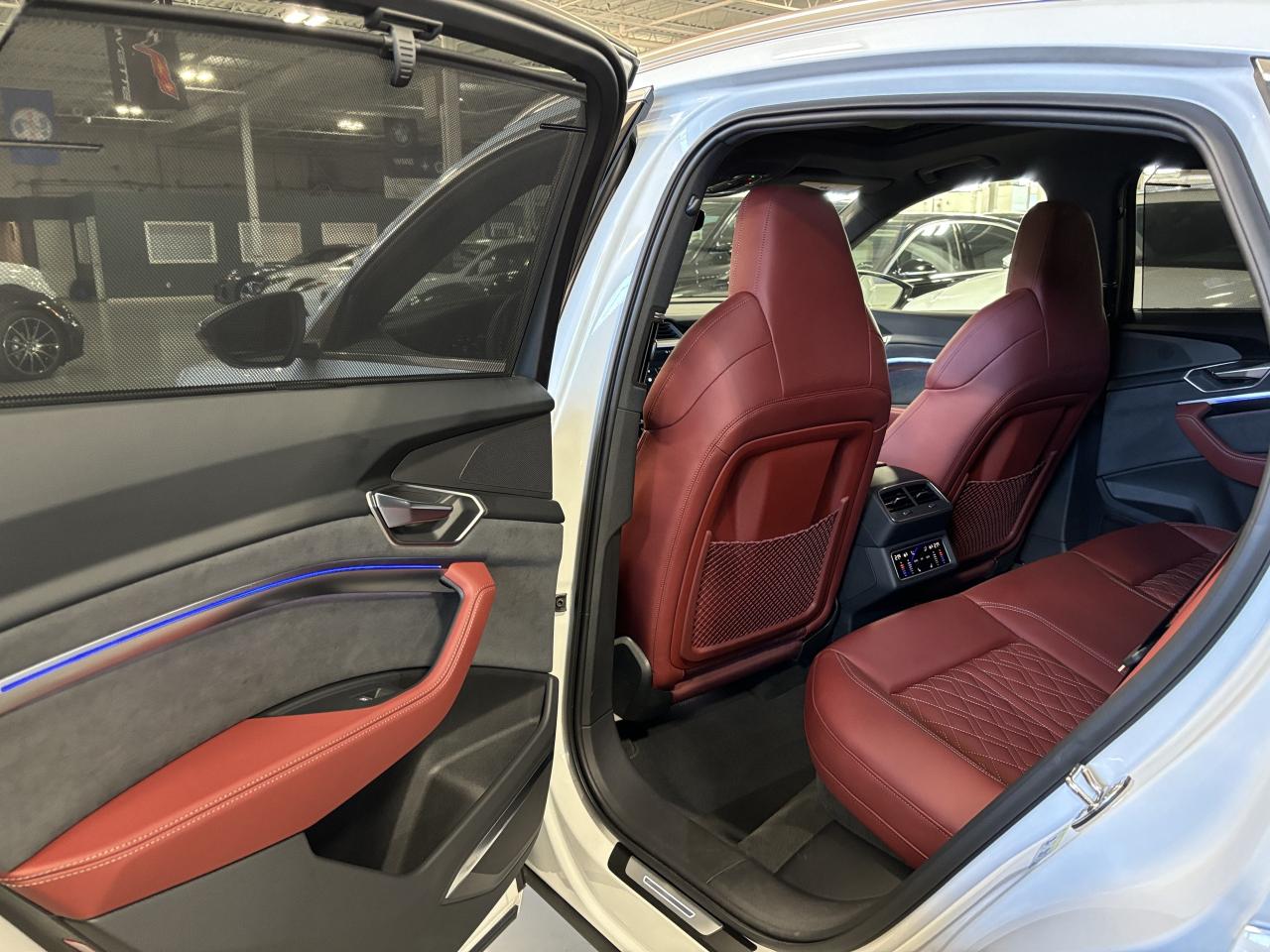 2024 Audi SQ8 e-tron Sportback QUATTRO|REDLEATHER|3DCAM|NAV|AMBIENT|PANOROOF|+++ - Photo #11