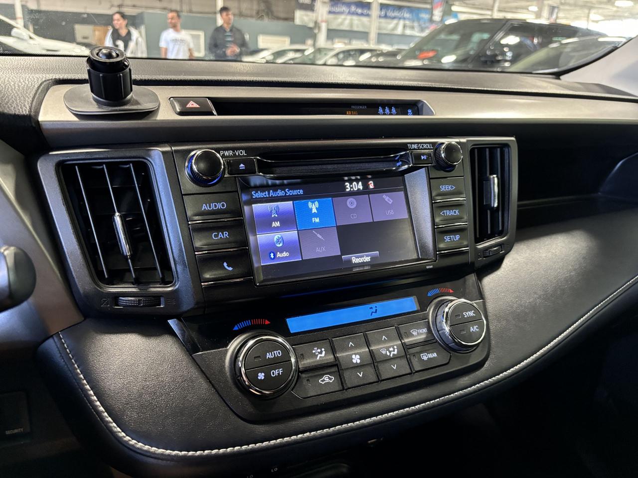 2017 Toyota RAV4 XLE AWD|ALLOYS|SUNROOF|BACKUPCAM|HEATEDSEATS|ECO|+ - Photo #18