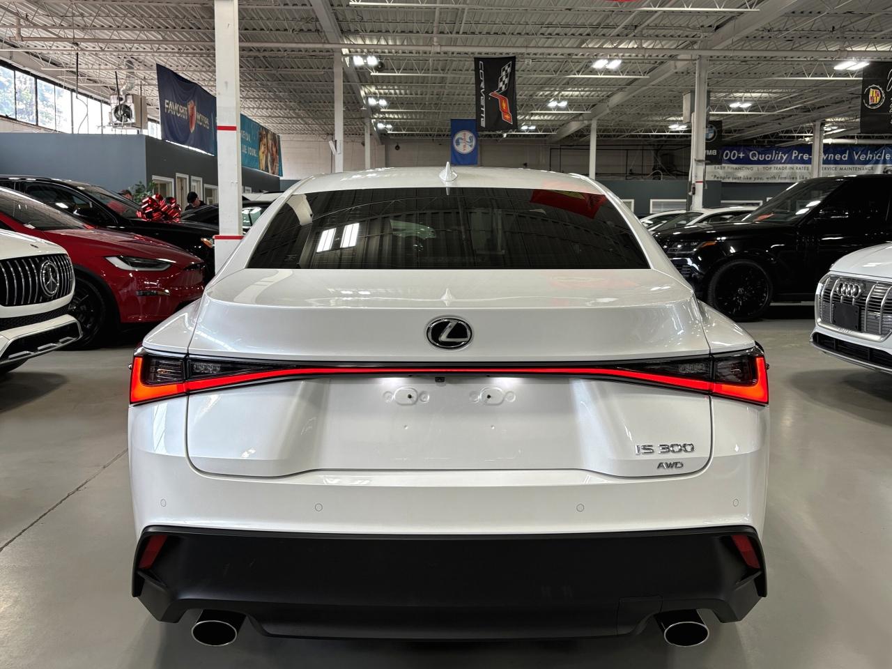 2021 Lexus IS IS 300|AWD|REDLEATHER|NAV|SUNROOF|360CAM|ALLOYS|++ - Photo #5