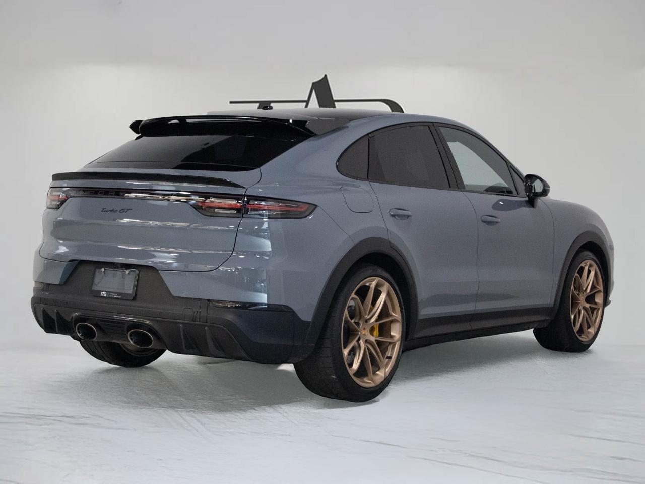 2023 Porsche Cayenne TURBO GT | COUPE | CARBON PKG | CERAMIC BRAKES Photo3