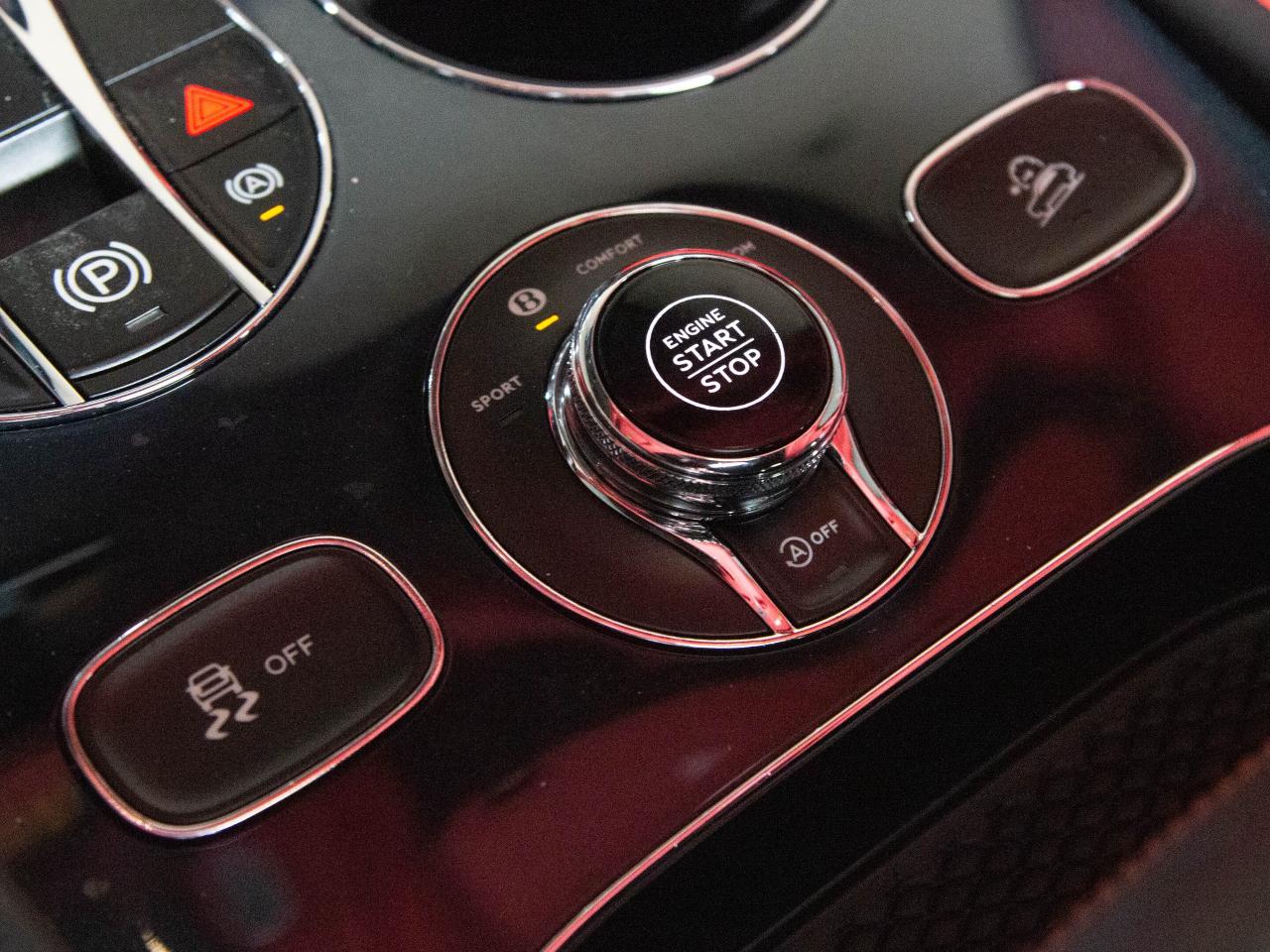 2021 Bentley Bentayga 1ST EDITION | NIGHT VISION | LOW KMS | 22 IN WHEEL Photo