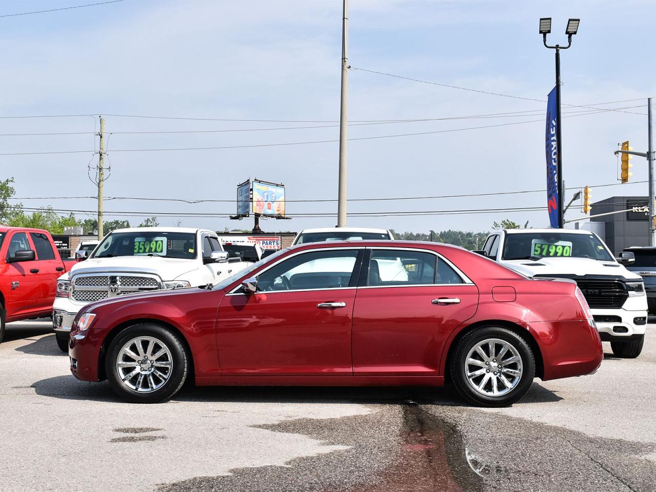 2012 Chrysler 300 Limited ~Camera ~Heated Leather ~Panoramic Roof Photo3