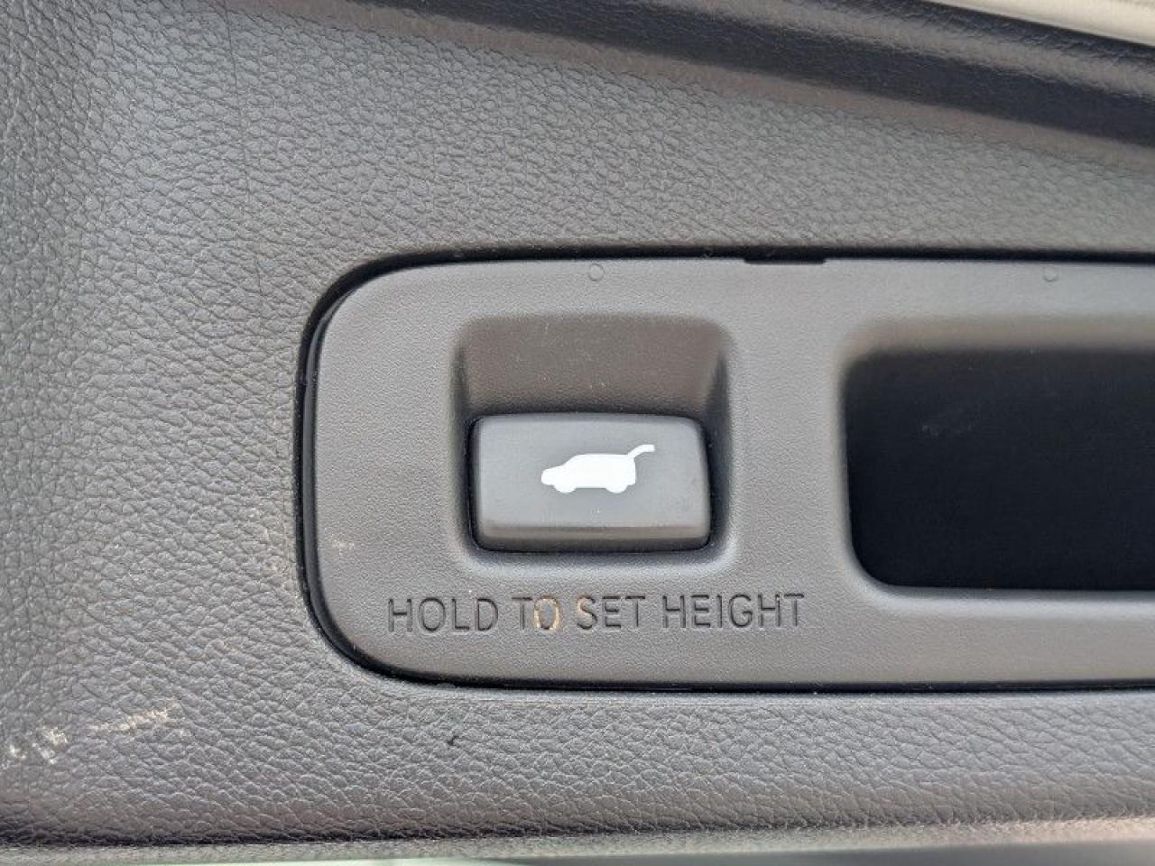 2019 Honda CR-V EX-L AWD  **27 SERVICE RECORDS** Photo