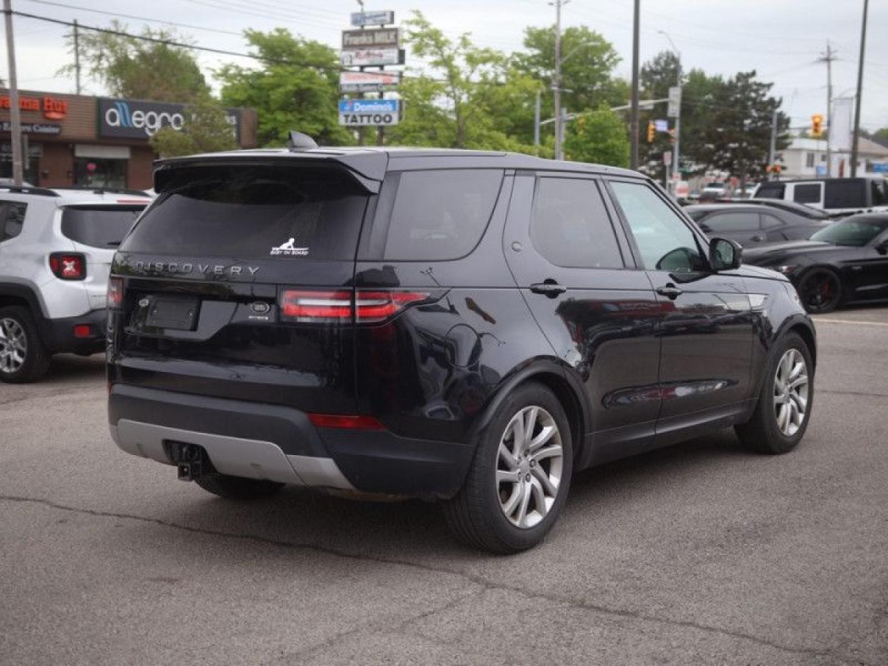 2017 Land Rover Discovery HSE  **DIESEL - AIR RIDE SUSPENSION** Photo4