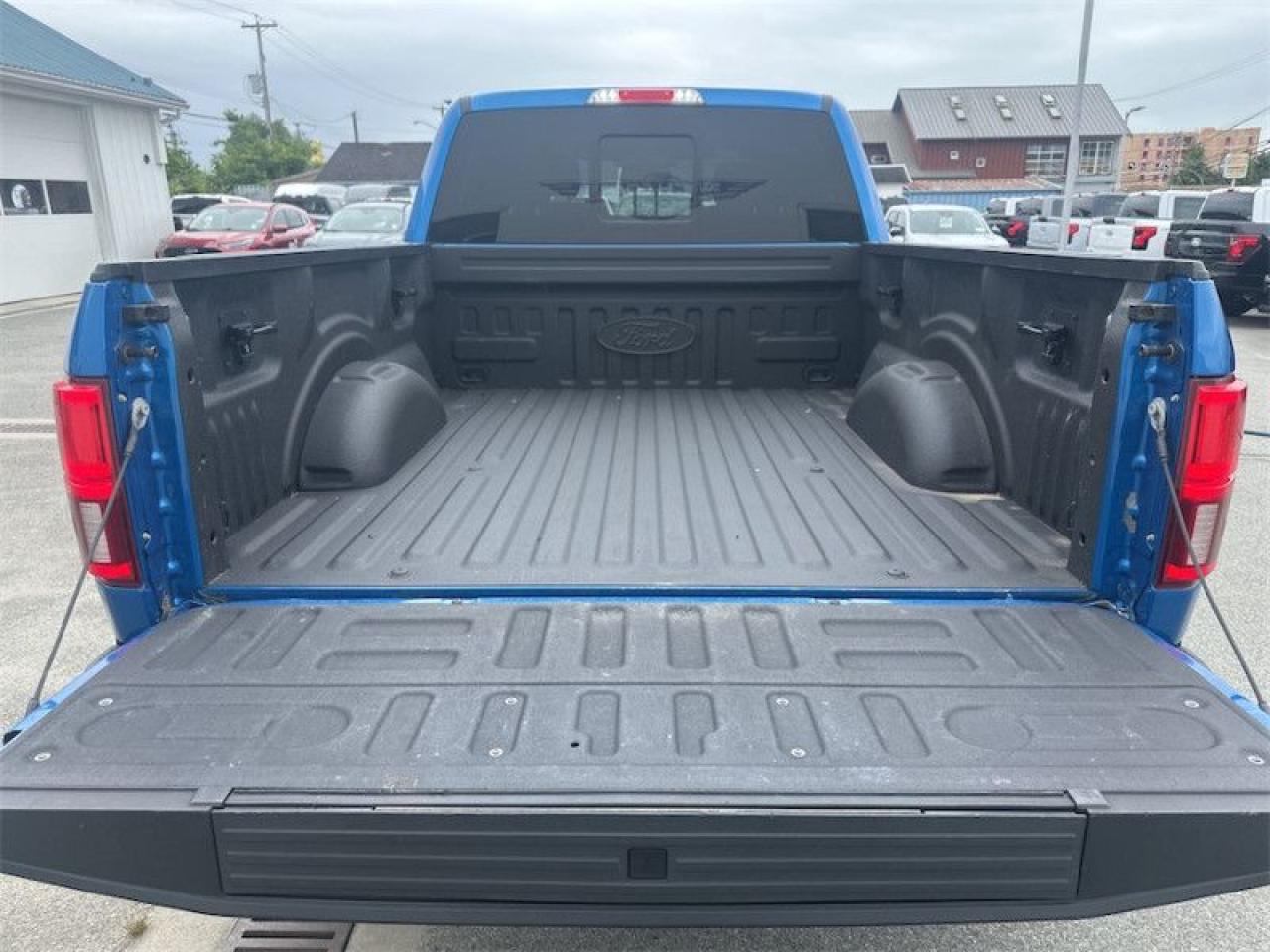 2020 Ford F-150 Lariat  - Leather Seats - Premium Audio Photo5