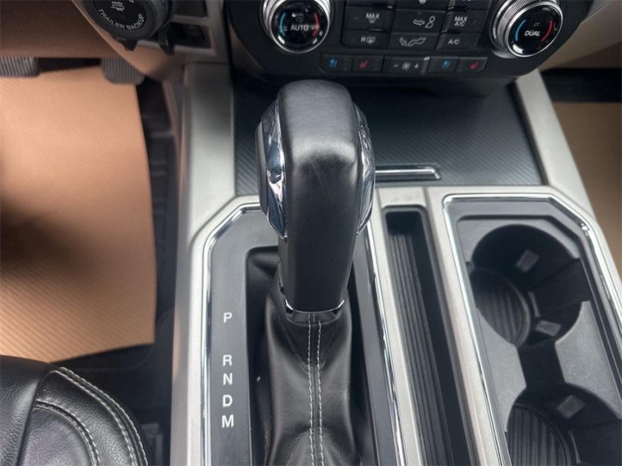 2020 Ford F-150 Lariat  - Leather Seats - Premium Audio Photo5