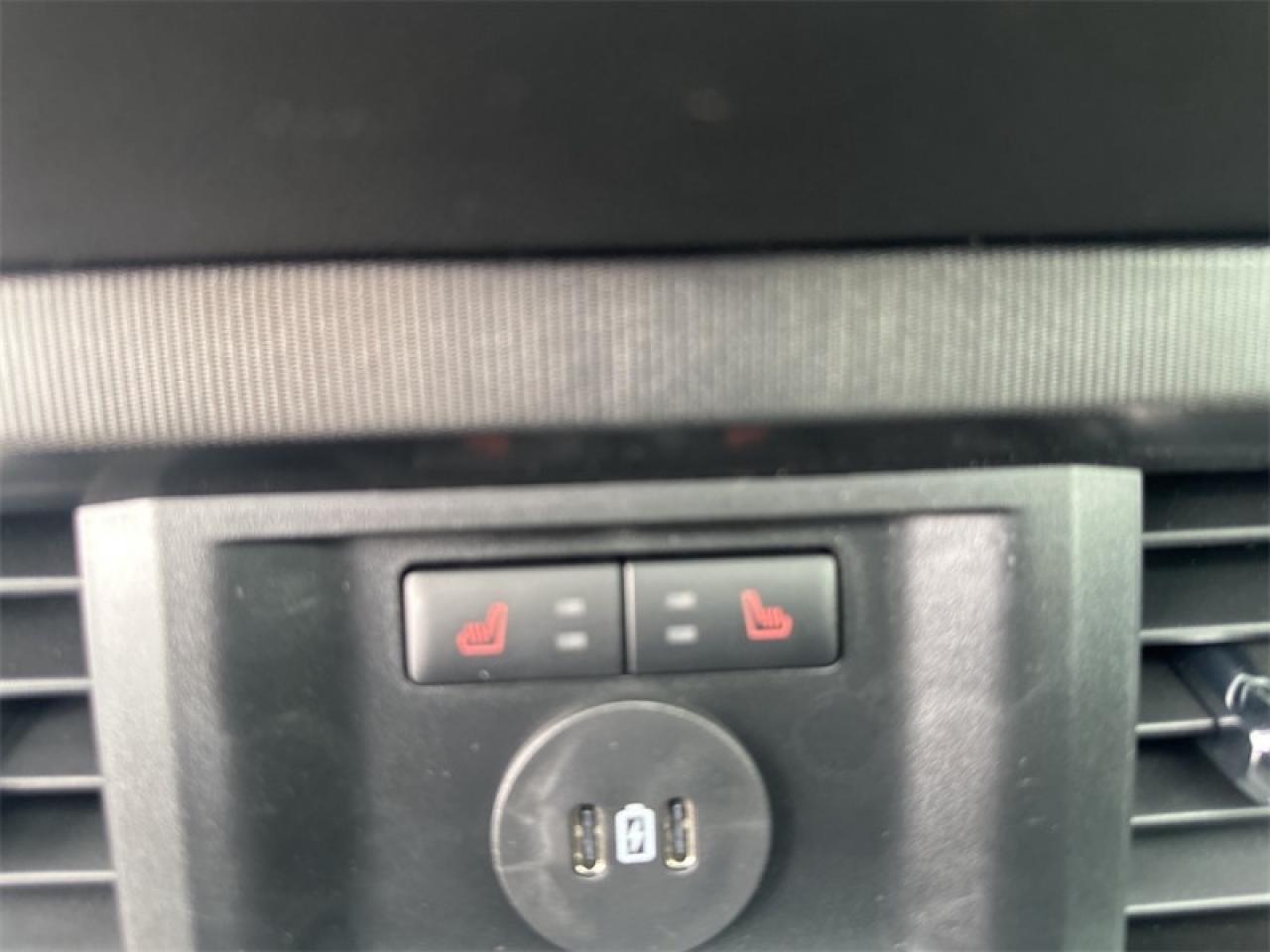 2025 Ford F-350 Super Duty Platinum  - Leather Seats Photo5