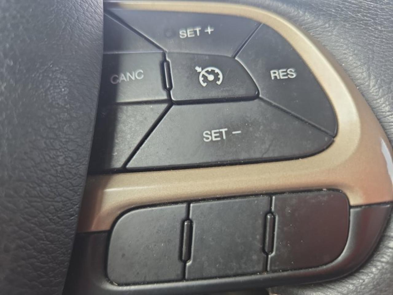 12572309