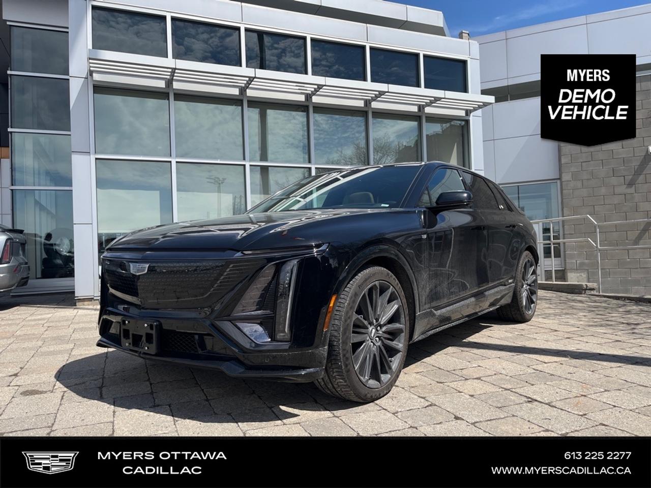 2026 Cadillac LYRIQ LYRIQ-V Premium  LYRIQ V!! AWD, 650 HP, BLACK REDE CALIPERS Photo