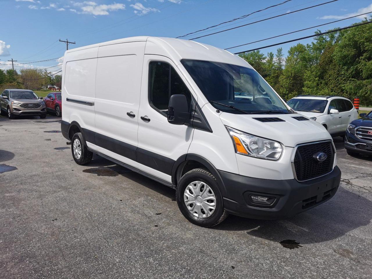 2021 Ford Transit 250 - Photo #3