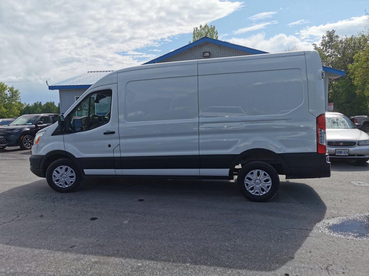 2021 Ford Transit 250 - Photo #8