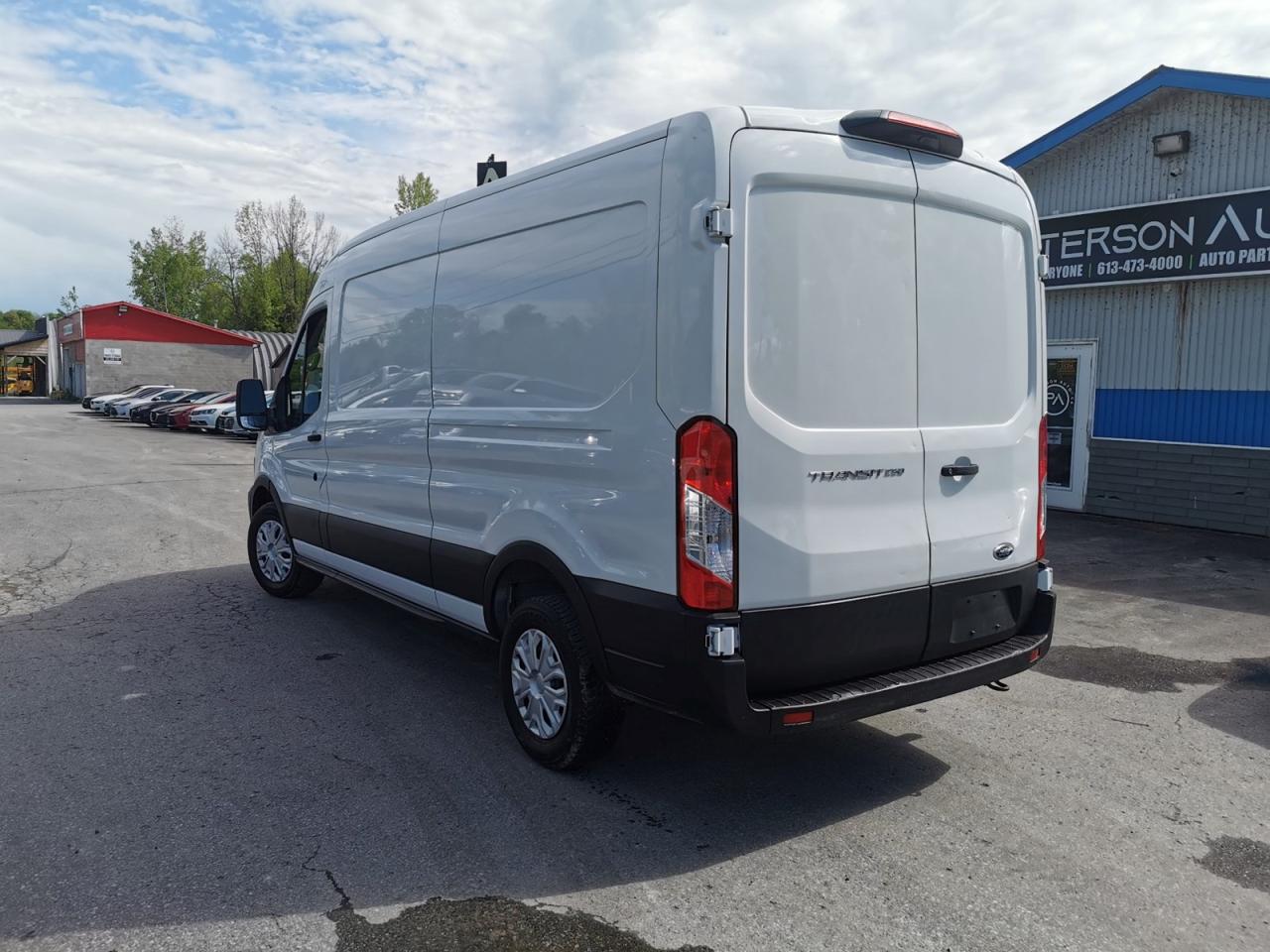 2021 Ford Transit 250 - Photo #7