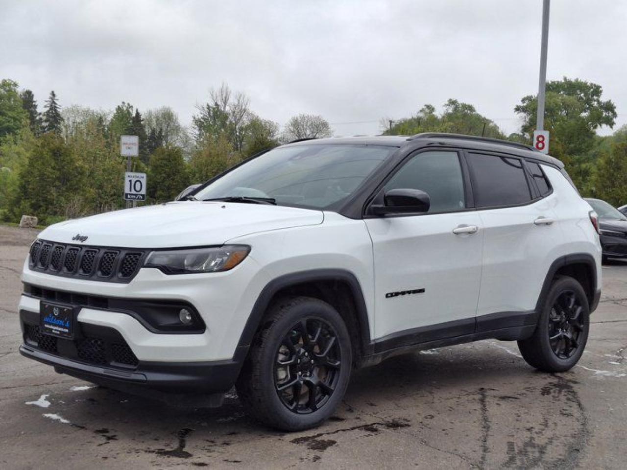 Used 2024 Jeep Compass Altitude 4WD | Leatherette | Navigation | Rear Camera | Carplay + Android Auto | Heated Seats | for sale in Guelph, ON