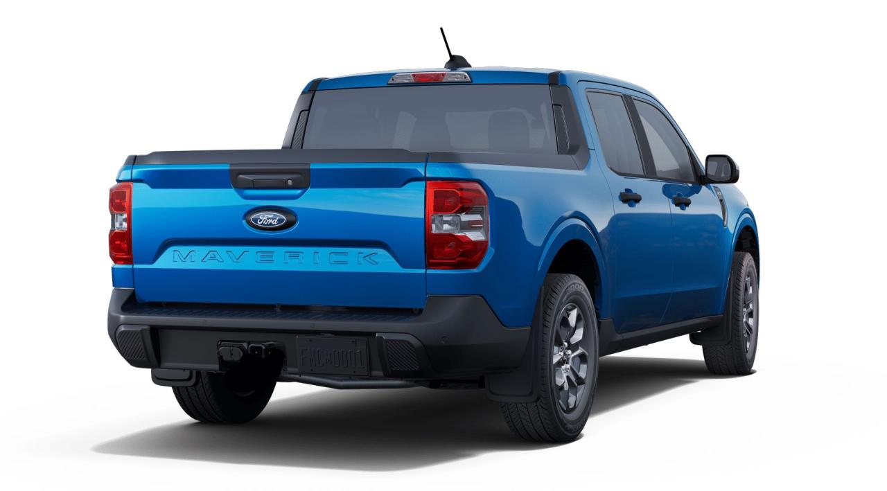2025 Ford Maverick XLT AWD SuperCrew Photo2