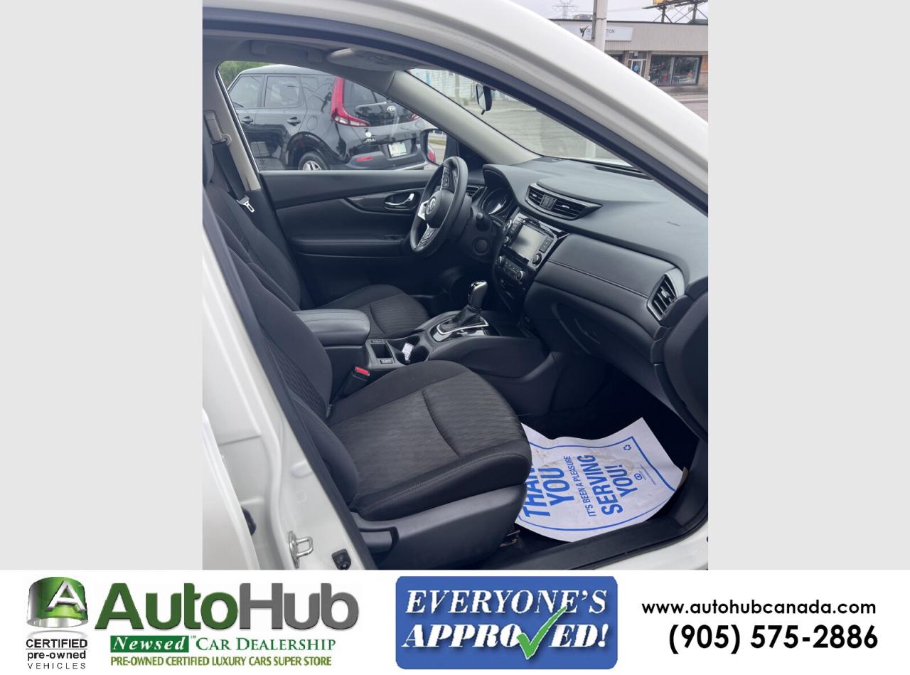 2020 Nissan Rogue SV-AWD-PANO.ROOF/BACKUP CAMERA/REMOTE STARTER Photo