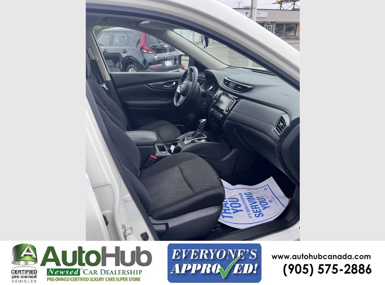 2020 Nissan Rogue SV-AWD-PANO.ROOF/BACKUP CAMERA/REMOTE STARTER Photo