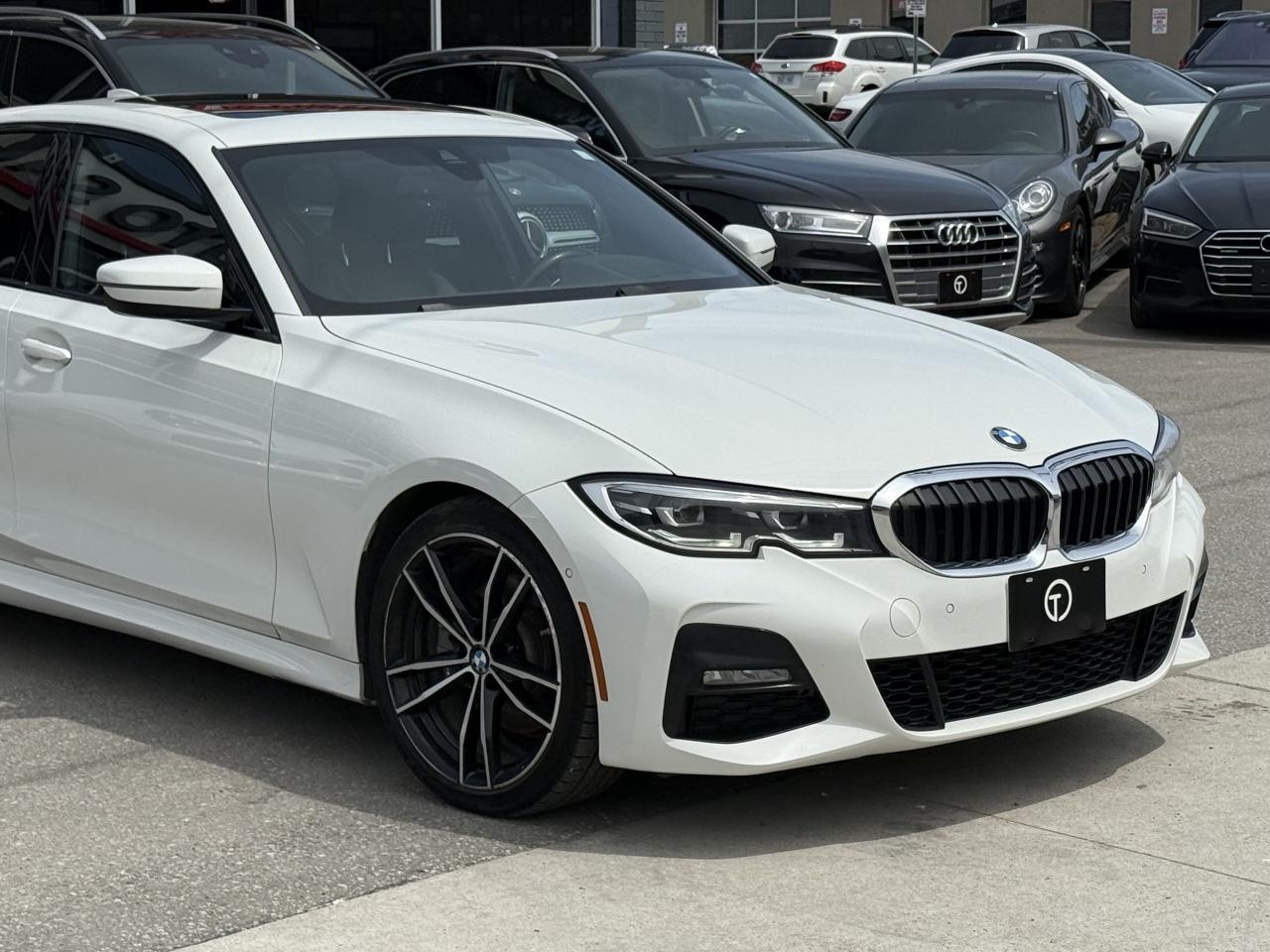 2019 BMW 3 Series //M SPORT | SUNROOF | HEAD UP DISPLAY - Photo #9