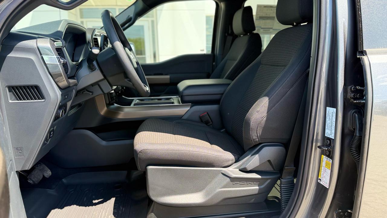 2025 Ford F-150  Photo5