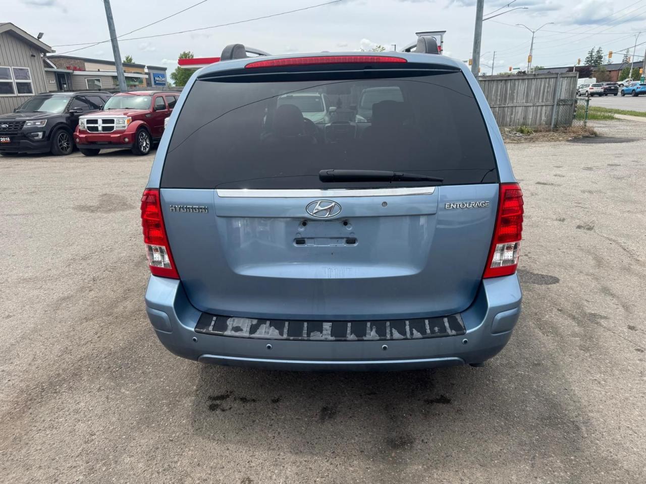 2008 Hyundai Entourage GLS, LEATHER, ALLOYS, DVD, ONLY 71KMS, CERTIFIED - Photo #4