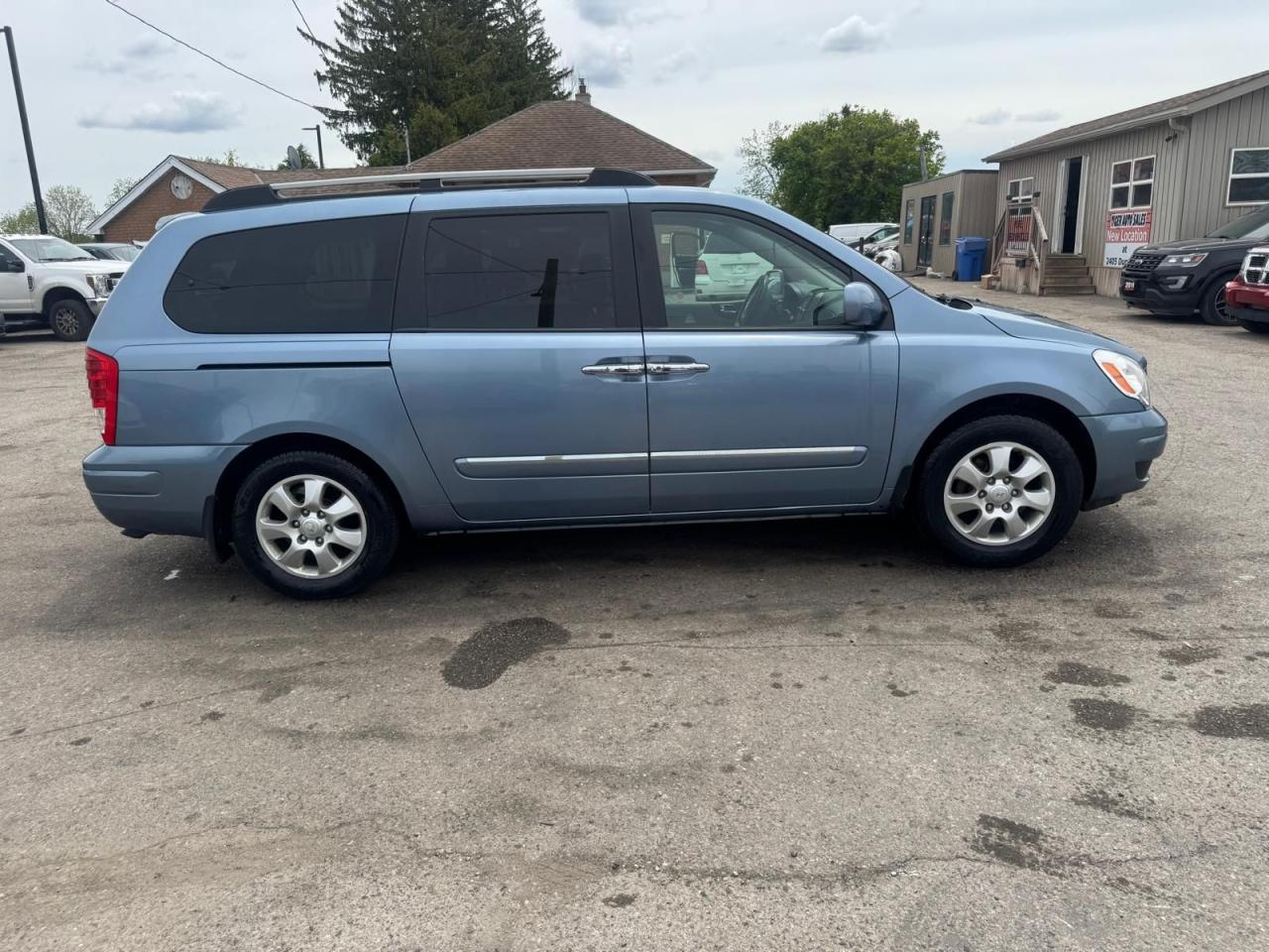 2008 Hyundai Entourage GLS, LEATHER, ALLOYS, DVD, ONLY 71KMS, CERTIFIED - Photo #6