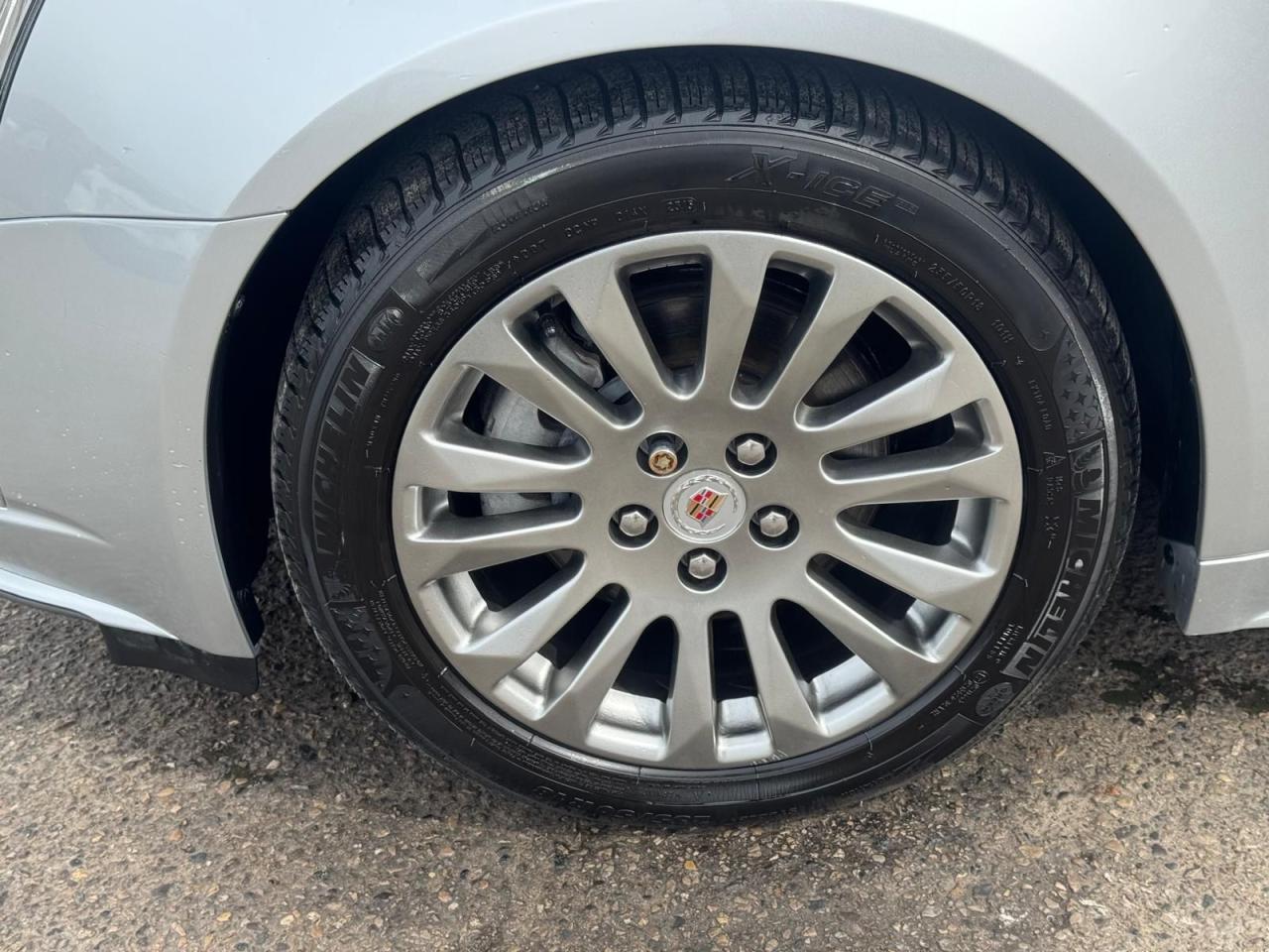 2010 Cadillac CTS AWD, 3.0L V6, ONLY 73,000KMS, VERY CLEAN, CERT - Photo #15
