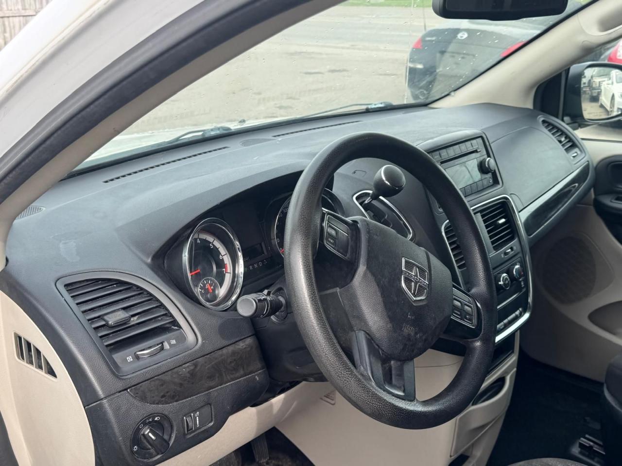 2018 Dodge Grand Caravan AS IS, CARGO VAN/PASSENGER, RUNS GREAT - Photo #9