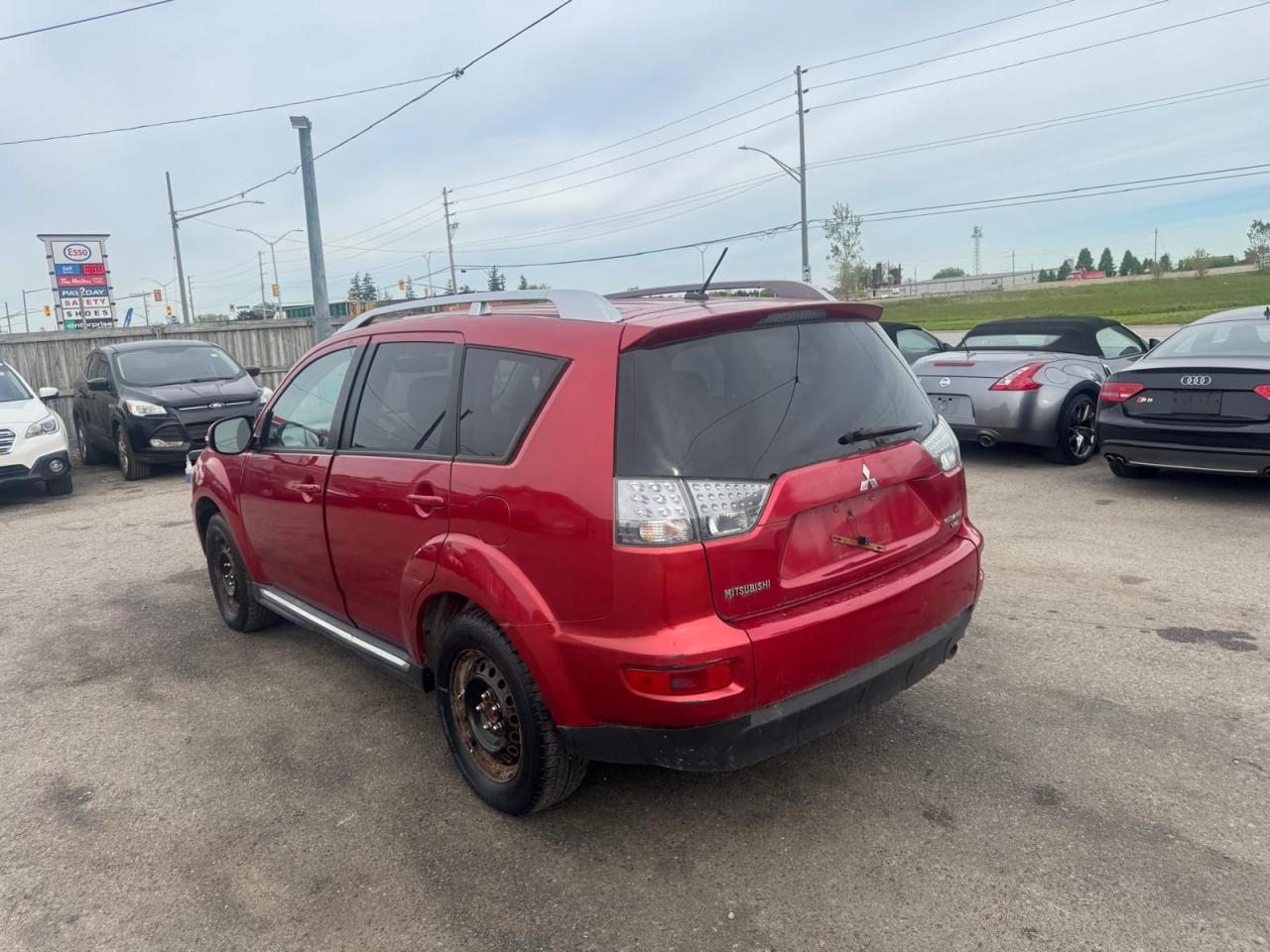 2010 Mitsubishi Outlander AS IS, GT, LEATHER, LOADED - Photo #3