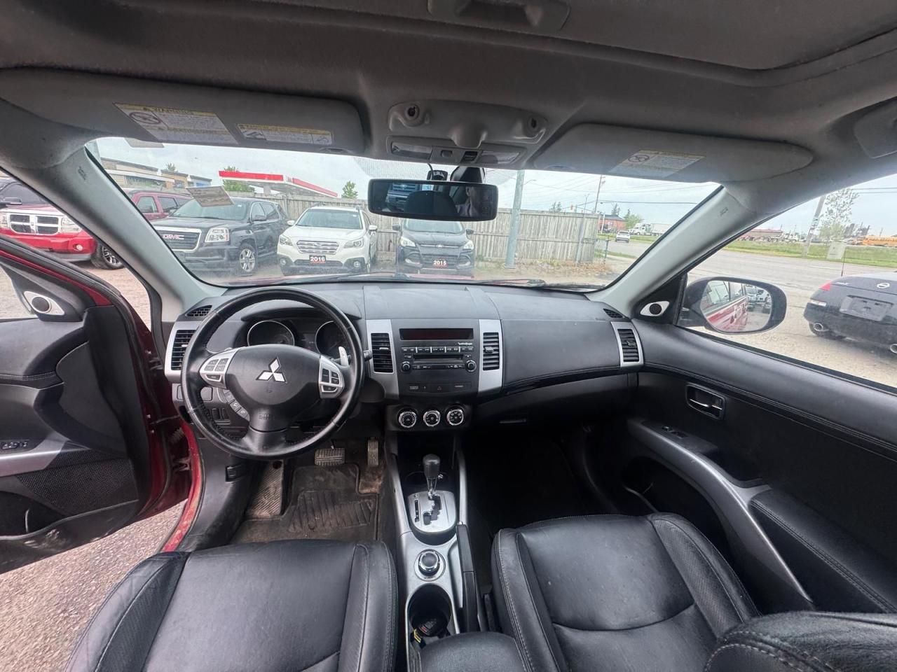 2010 Mitsubishi Outlander AS IS, GT, LEATHER, LOADED - Photo #13