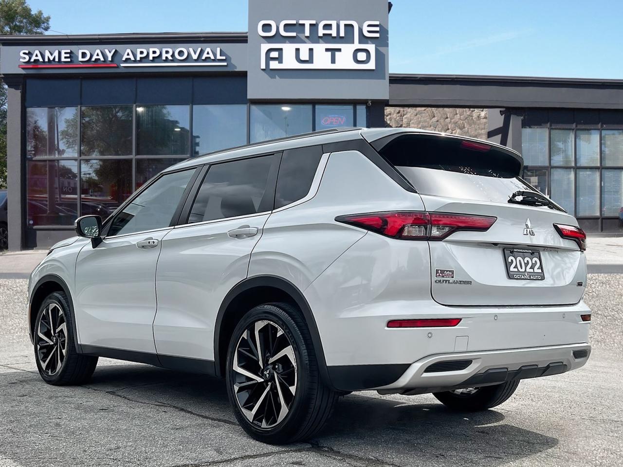 2022 Mitsubishi Outlander SEL S-AWC - Photo #4