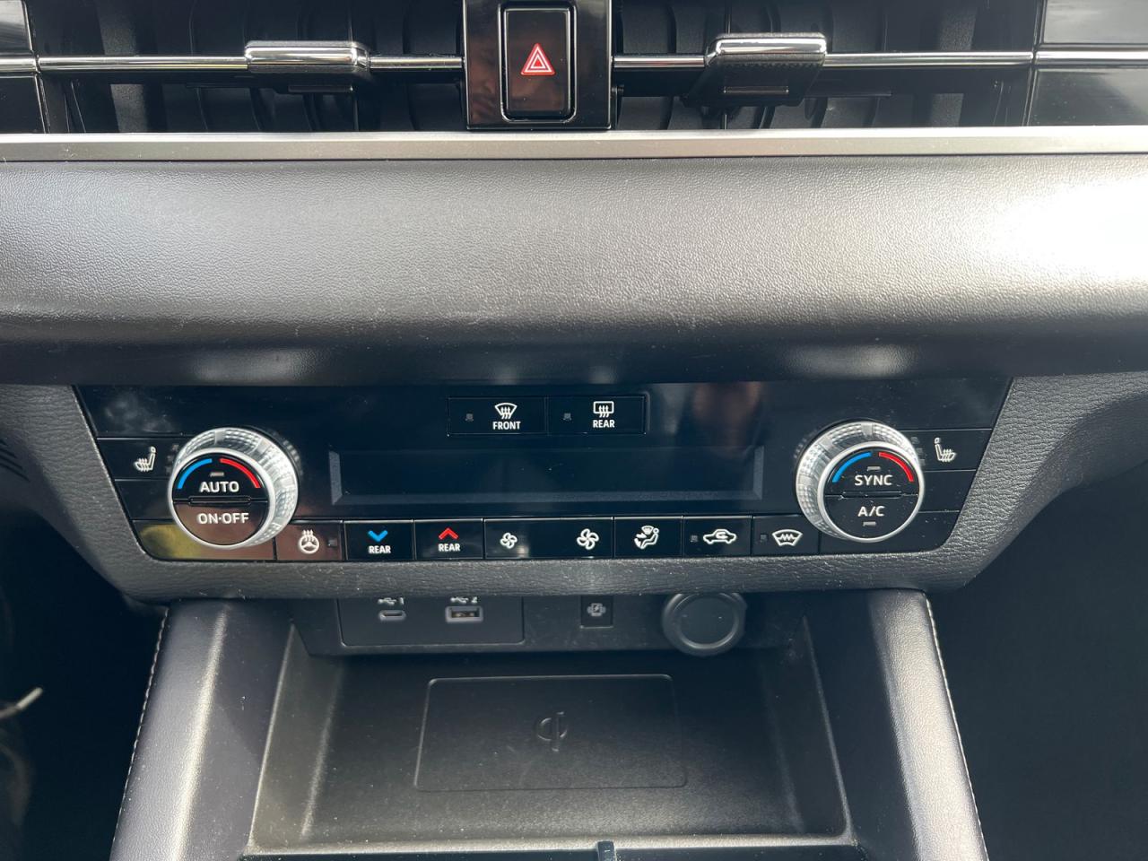 2022 Mitsubishi Outlander SEL S-AWC - Photo #15