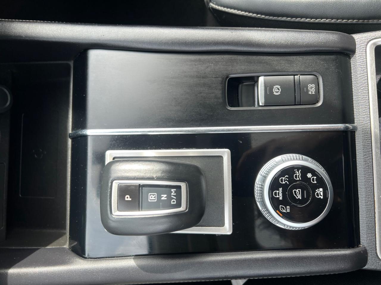 2022 Mitsubishi Outlander SEL S-AWC - Photo #16