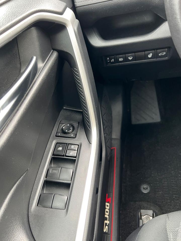 2021 Toyota RAV4 XLE AWD - Photo #20