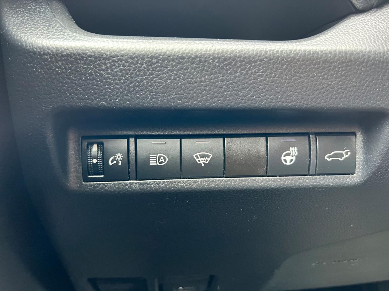 2021 Toyota RAV4 XLE AWD - Photo #21