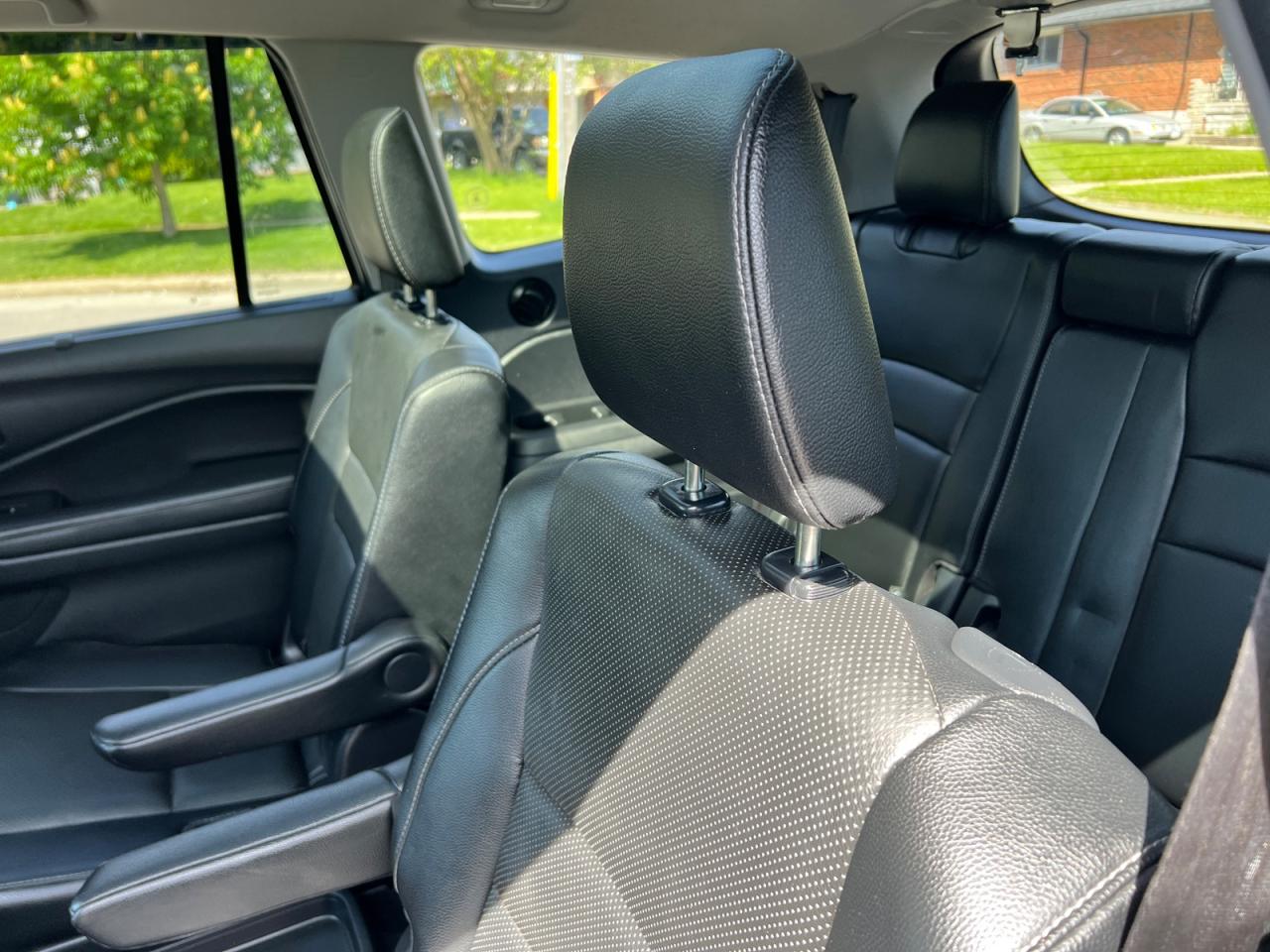 2019 Honda Pilot Touring - Photo #19