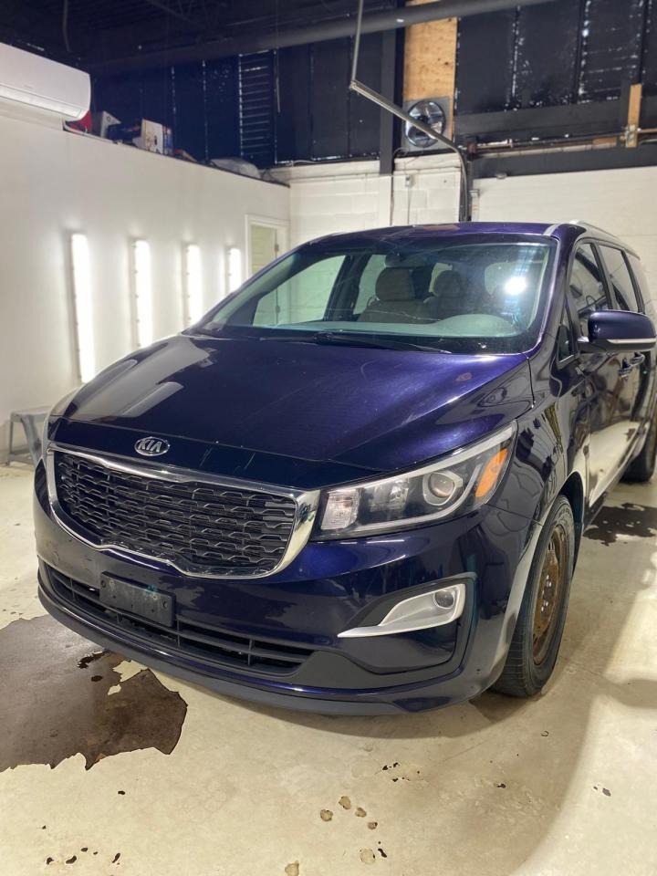 2020 Kia Sedona LX