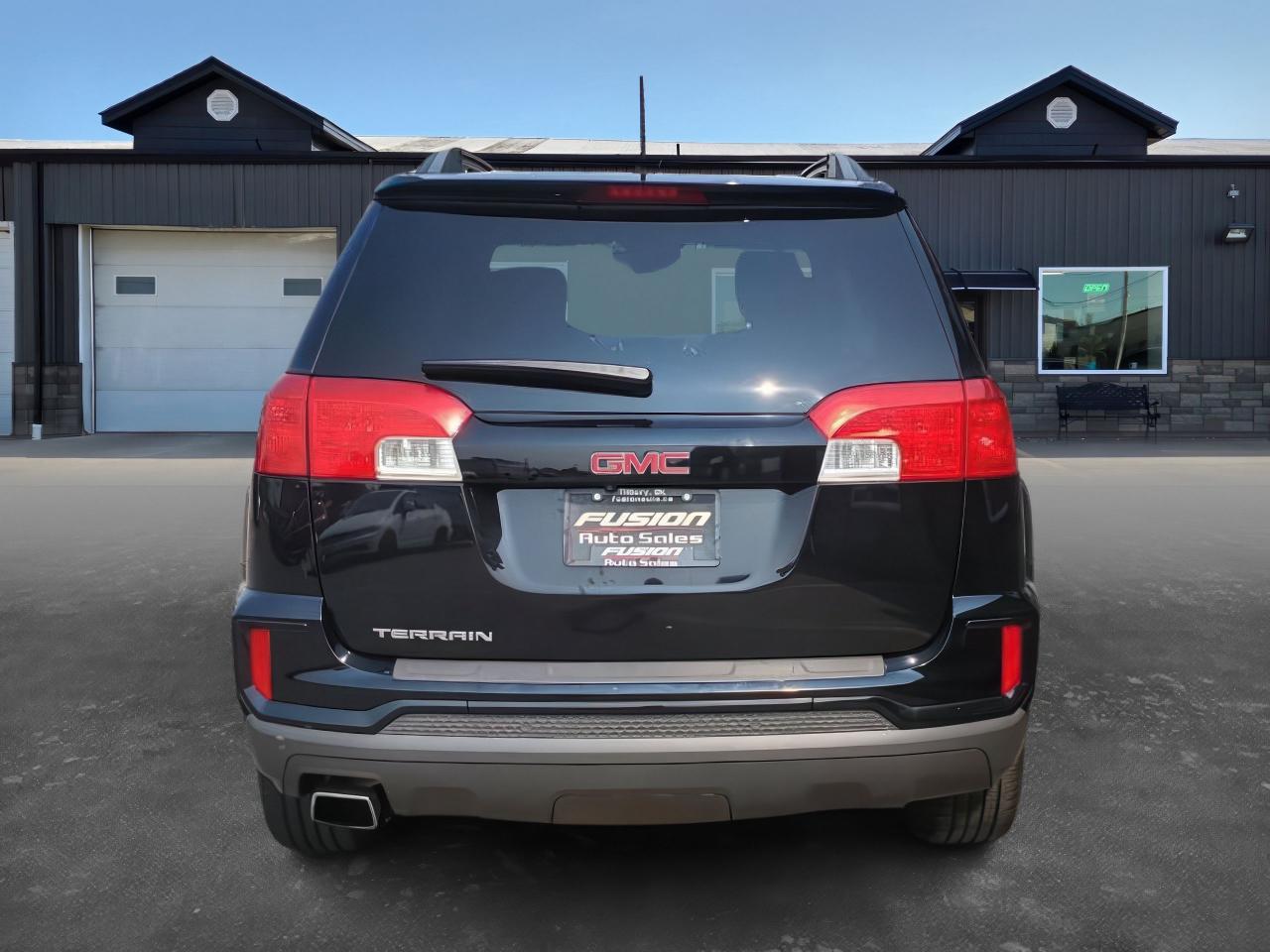 2017 GMC Terrain SLE-NAVIGATION-REAR CAMERA-REMOTE START-HEATED SEA - Photo #4