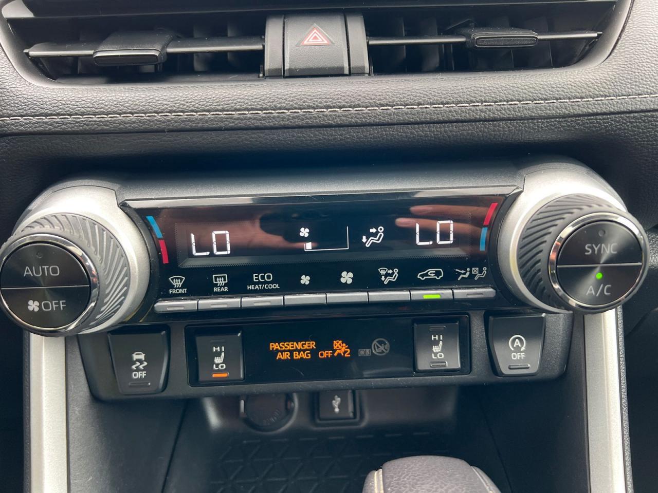 2021 Toyota RAV4 XLE AWD - Photo #18